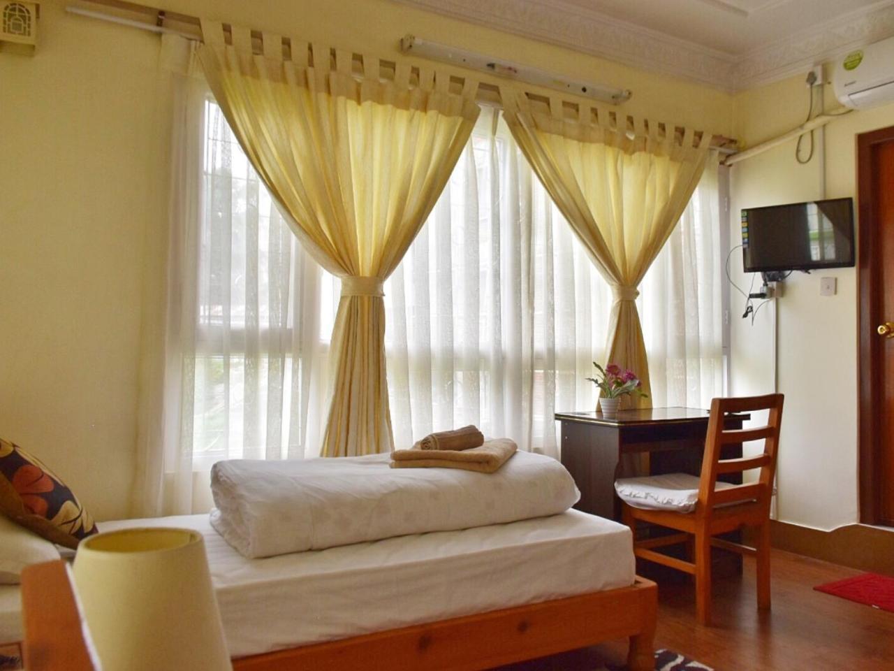 Shakya House Bed and Breakfast Lalitpur Buitenkant foto